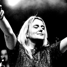 Brave & Crazy feat. Sonja Volz