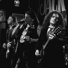 Thunder/Bells / Foto: © HLM Hansi Lenhard Thunder/Bells